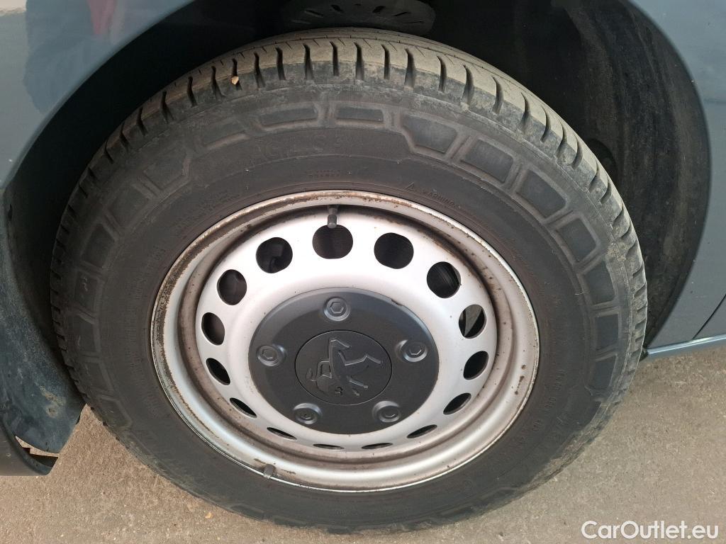  Peugeot  Expert PEUGEOT  / 2016 / 4P / Fourgon tôlé 2.0 BlueHDi 120 S&S Long Premium Pack #36