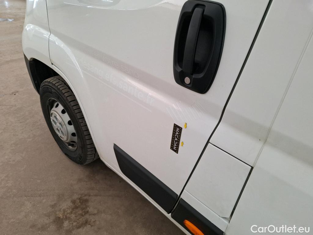  Peugeot  Boxer PEUGEOT  VU 4p Fourgon BLUEHDI 130 S&S PREMIUM 335 L3H3 #17