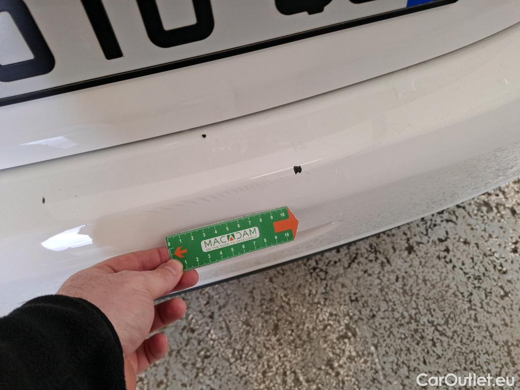  Peugeot  208  Affaire Premium Pack 1.5 HDi 100CV BVM5 E6dT #31