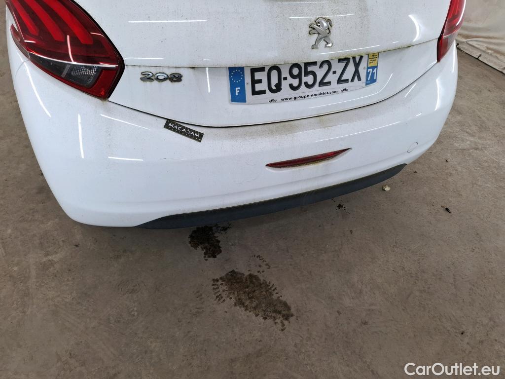  Peugeot  208 PEUGEOT  Affaire VU 5p Berline 1.6 BLUEHDI 100 PREMIUM #9