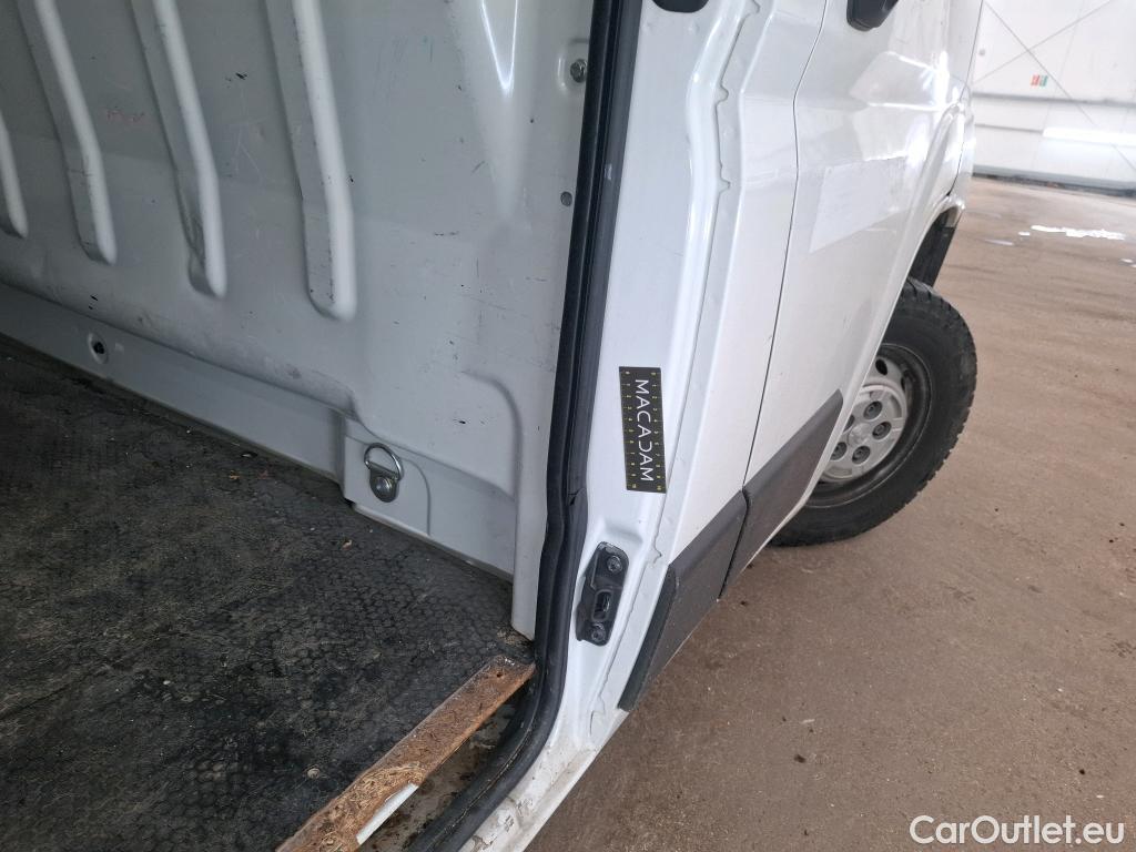  Peugeot  Boxer PEUGEOT  / 2014 / 4P / Fourgon tôlé BlueHDi S&S 120 PREMIUM 333 L2H2 #34