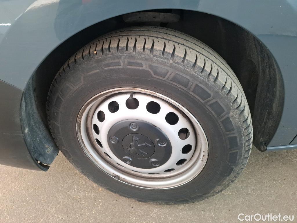  Peugeot  Expert PEUGEOT  / 2016 / 4P / Fourgon tôlé 2.0 BlueHDi 120 S&S Long Premium Pack #35