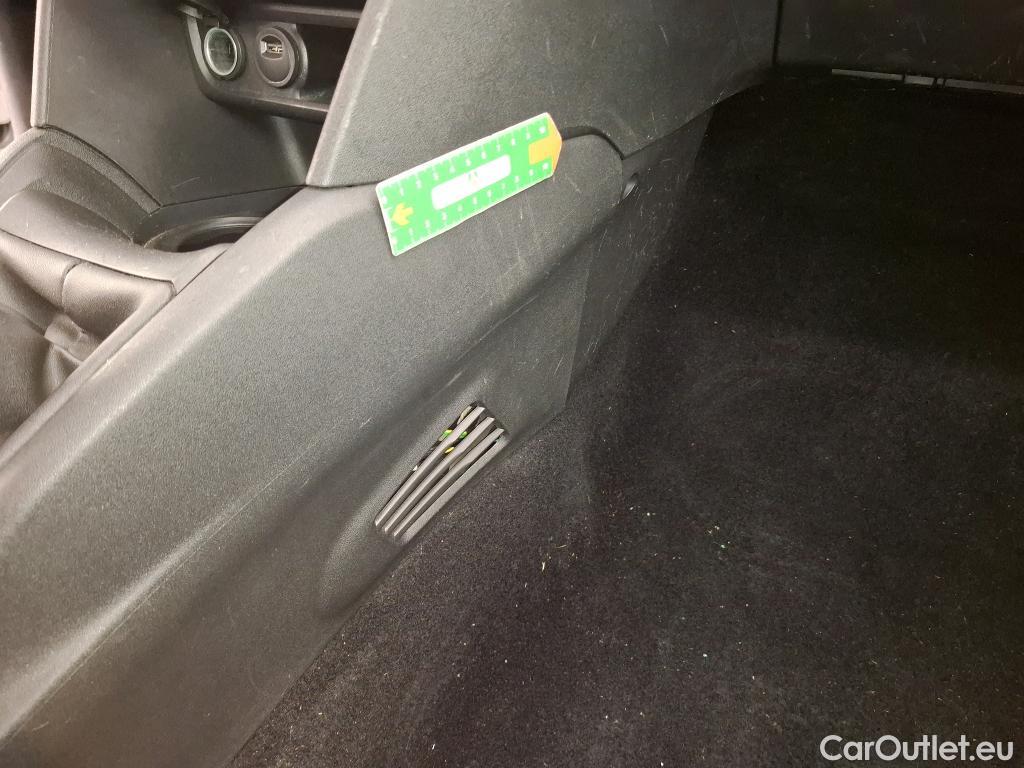  Peugeot  208  Affaire Premium Pack 1.5 HDi 100CV BVM5 E6dT #17