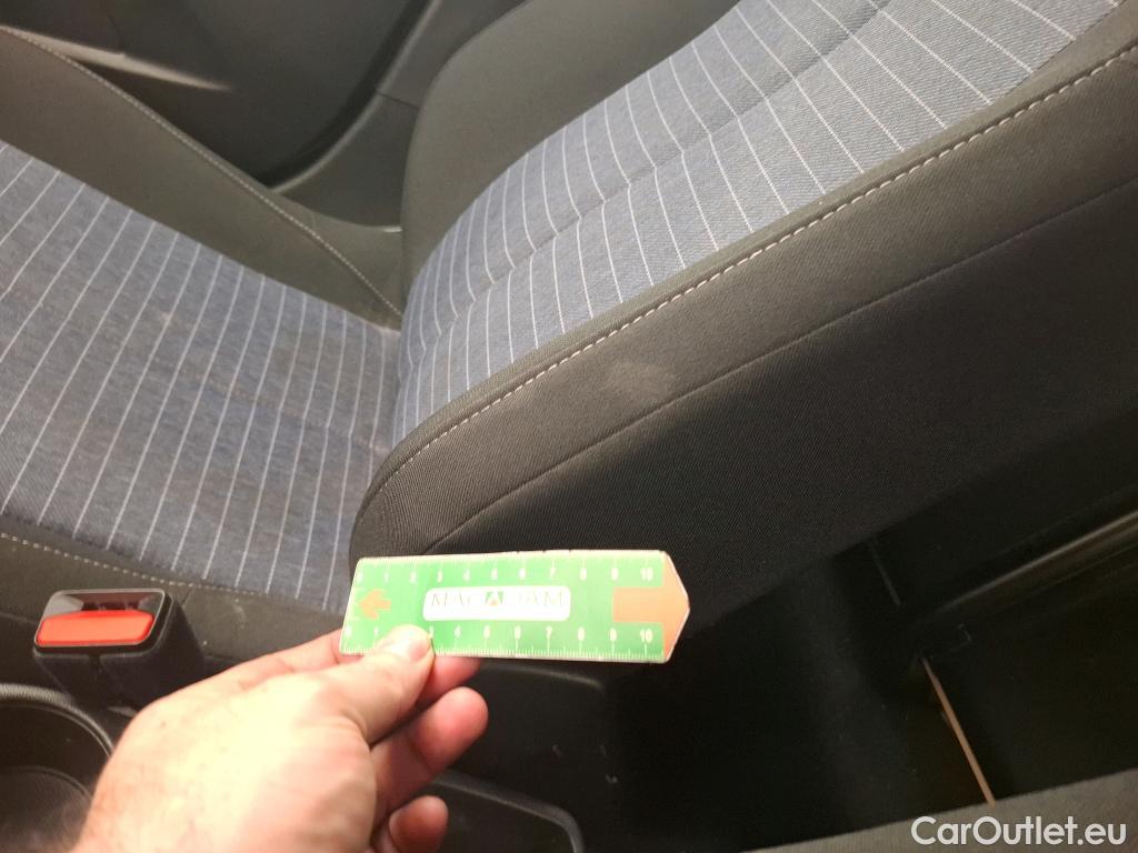  Peugeot  208  Premium 1.5 HDi 100CV BVM6 E6d #9