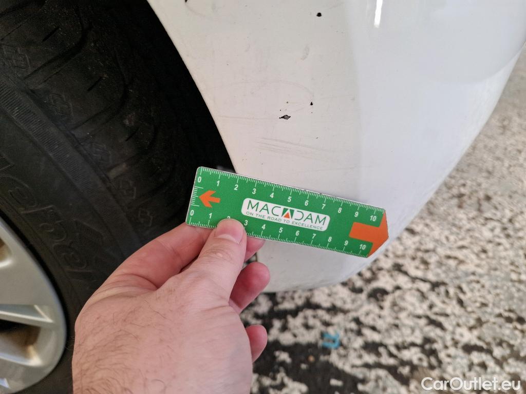  Peugeot  208  Affaire Premium Pack 1.5 HDi 100CV BVM5 E6dT #30