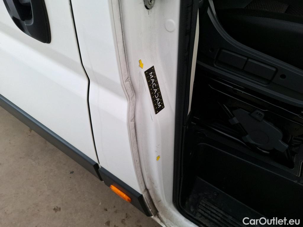  Peugeot  Boxer PEUGEOT  VU 4p Fourgon BLUEHDI 130 S&S PREMIUM 335 L3H3 #14