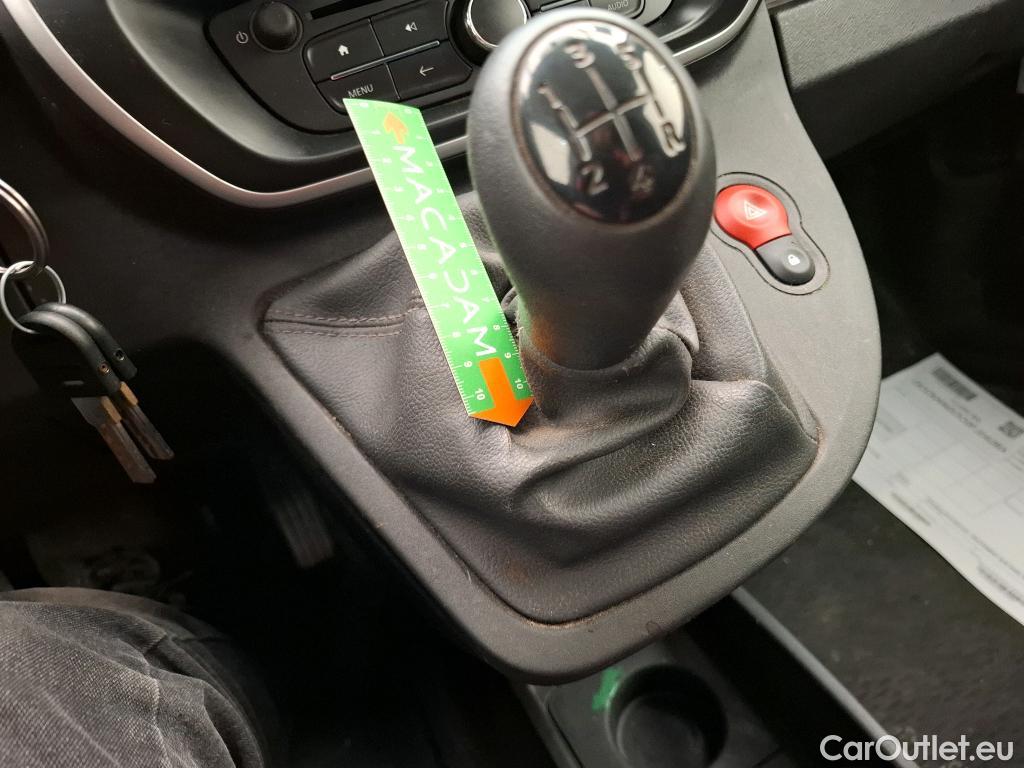  Renault  Kangoo  Express Maxi Extra (Série Spéciale) 1.5 dCi 90CV BVM5 E6 #12