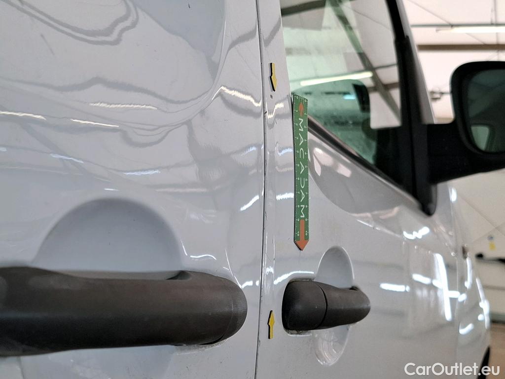  Renault  Kangoo  Express Maxi Extra (Série Spéciale) 1.5 #21