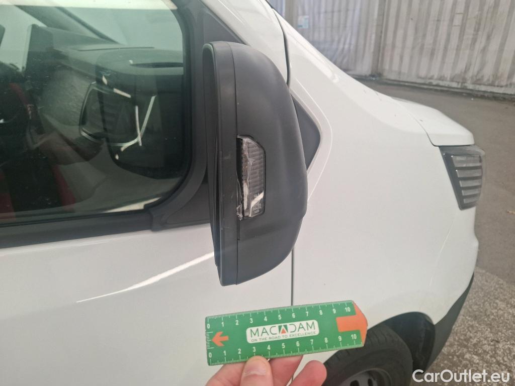  Renault  Trafic  Fourgon L2H1 3T Grand Confort 2.0 dCi 130CV BVM6 E6d #9