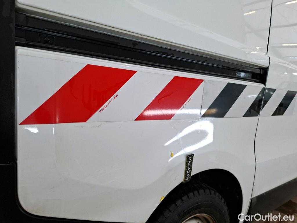  Renault  Trafic RENAULT  VU 4p Fourgon FG CF L1H1 1000 dCi95 Stop&Start E6 #8