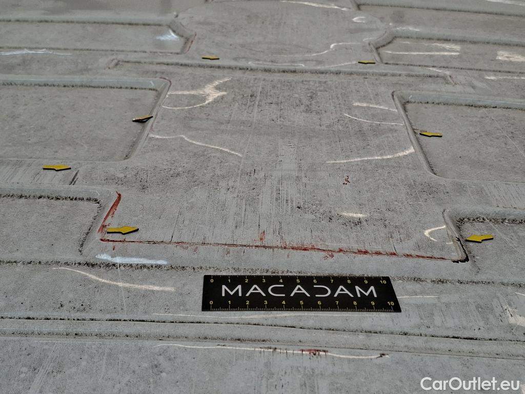  Renault  Trafic  III Fourgon L2H1 3T Confort 2.0 dCi 130CV BVM6 E6d #2