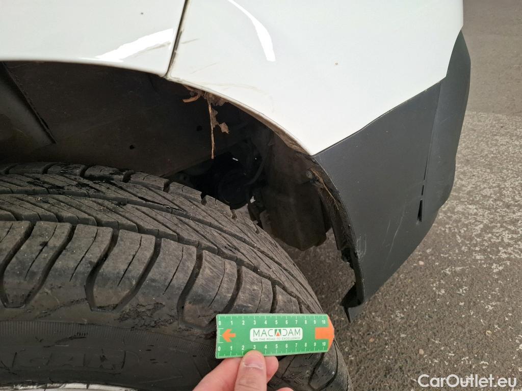  Renault  Trafic  III Fourgon L2H1 3T Grand Confort 2.0 dCi 130CV BVM6 E6d #18