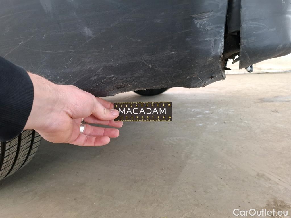  Renault  Trafic  III Fourgon L2H1 3T Confort 2.0 dCi 130CV BVM6 E6d #59