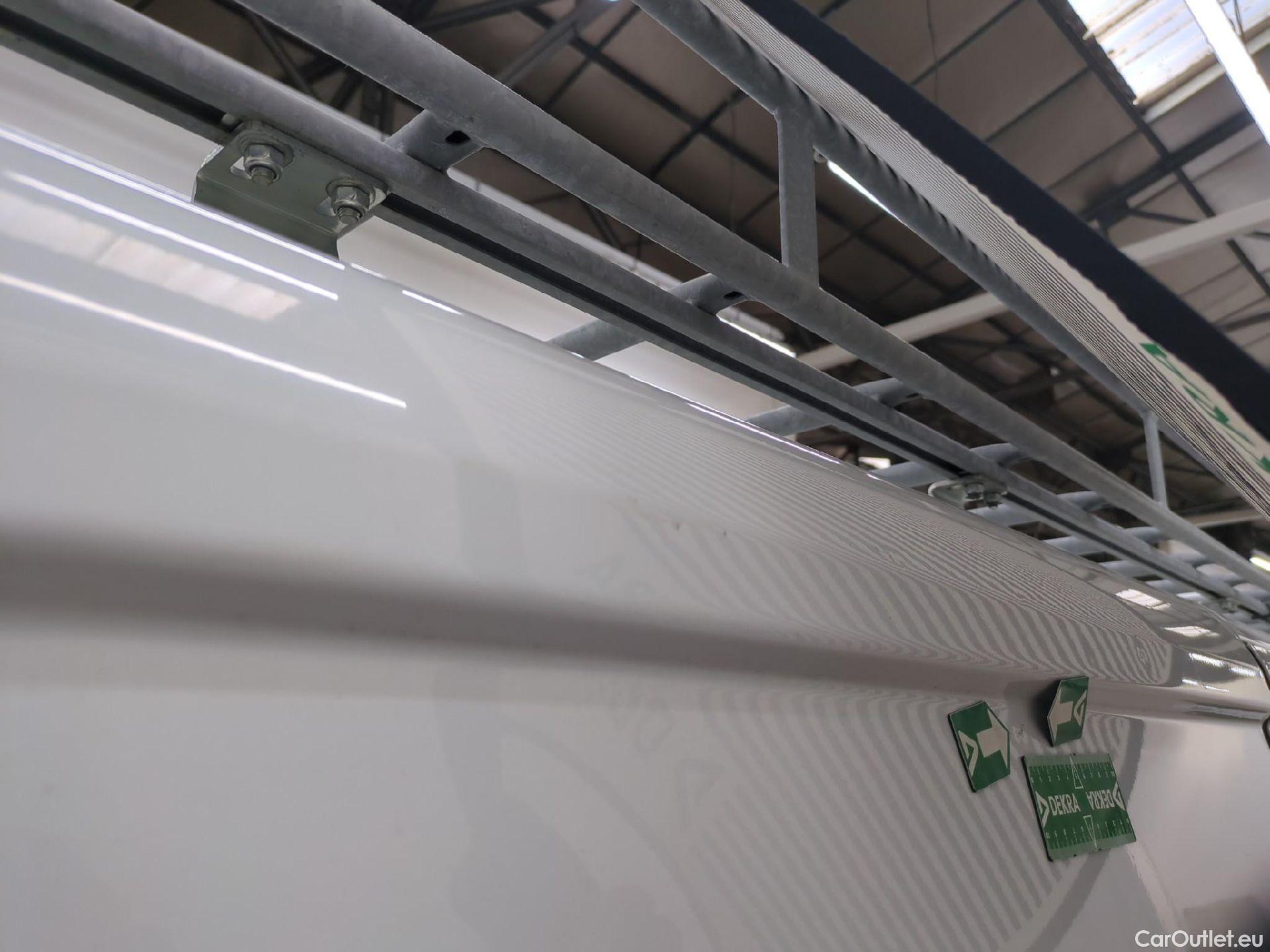  Renault  Trafic RENAULT  VU 4p Fourgon FG GCF L1H1 1000 dCi 95 E6 #58