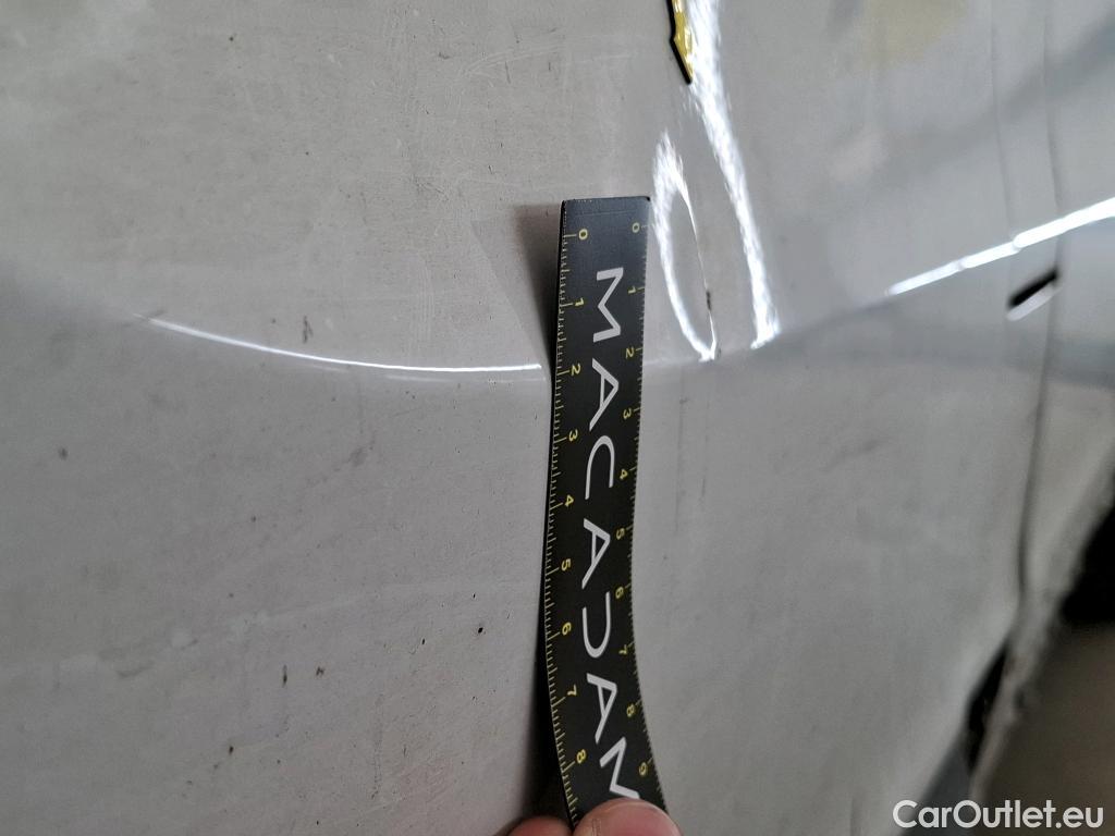  Renault  Trafic  III Fourgon L2H1 3T Confort 2.0 dCi 130CV BVM6 E6d #81