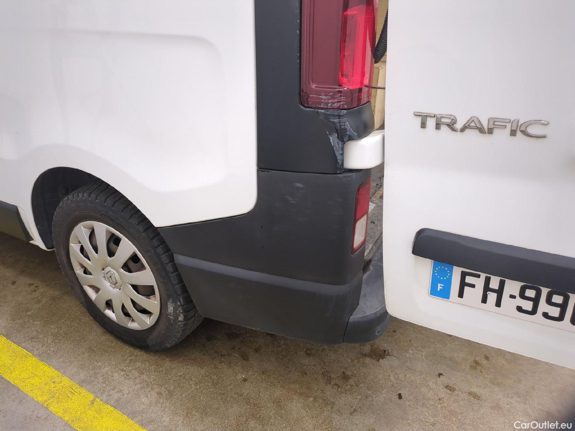  Renault  Trafic RENAULT  VU 4p Fourgon FG GCF L1H1 1000 dCi 95 E6 #50