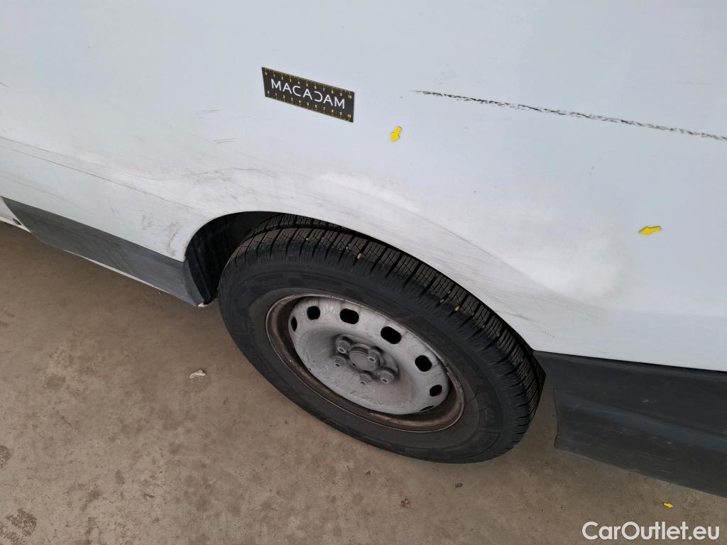  Renault  Trafic  III Fourgon L2H1 3T Confort 2.0 dCi 130CV BVM6 E6d #12