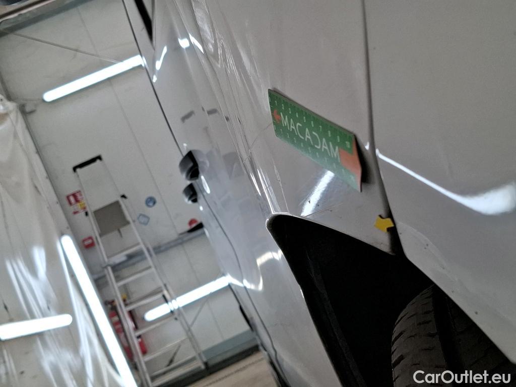  Renault  Trafic  Furgon Grand Confort L1H1 1000 1.6 dCi 120CV BVM6 E6 #28