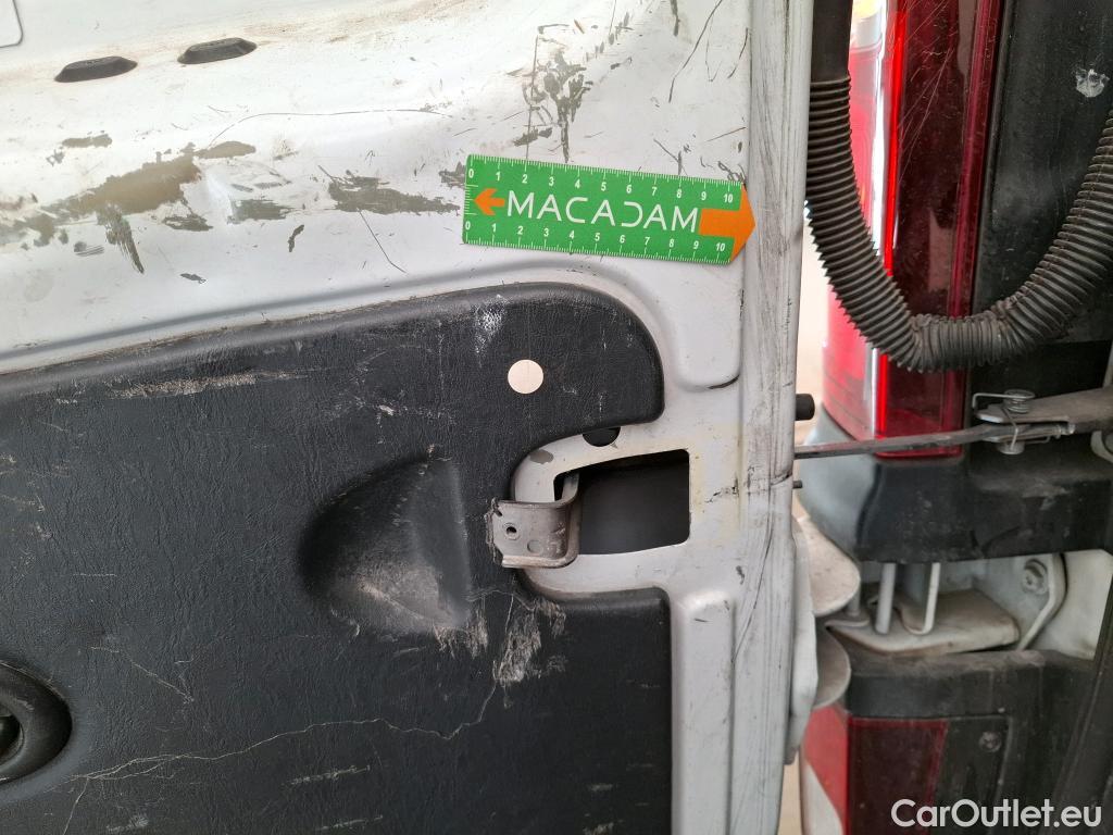  Renault  Trafic  Furgon Grand Confort L1H1 1000 1.6 dCi 120CV BVM6 E6 #82