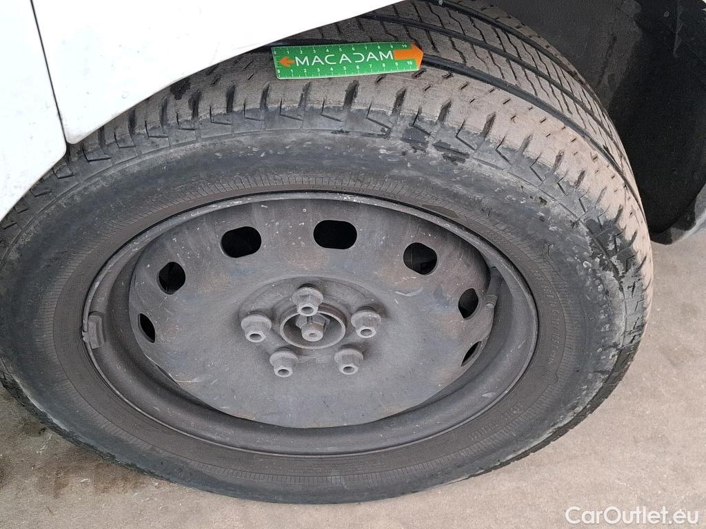  Renault  Trafic  Furgon Grand Confort L1H1 1000 1.6 dCi 120CV BVM6 E6 #78