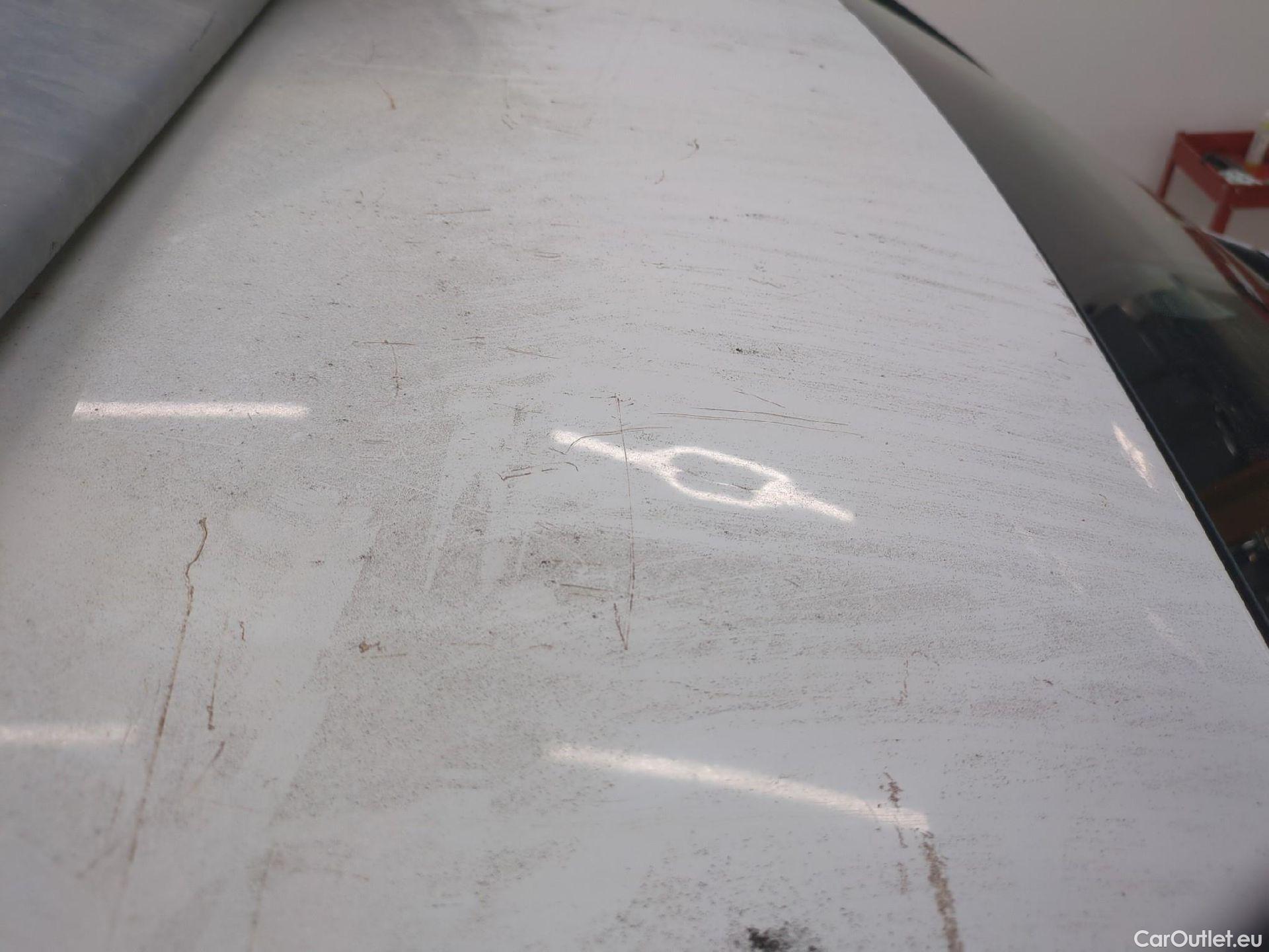  Renault  Trafic RENAULT  VU 4p Fourgon FG GCF L1H1 1000 dCi 95 E6 #25