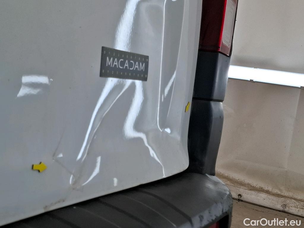  Renault  Trafic  III Fourgon L2H1 3T Confort 2.0 dCi 130CV BVM6 E6d #56