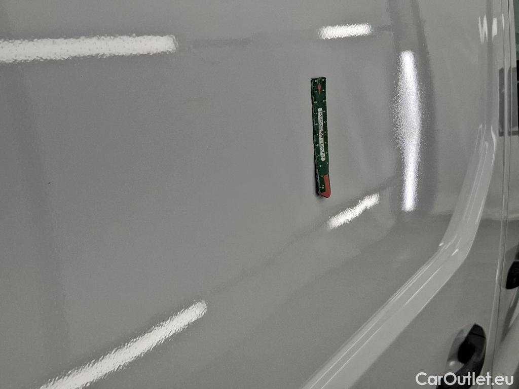  Renault  Trafic  Fourgon L2H1 3T Grand Confort 2.0 dCi 130CV BVM6 E6d #8