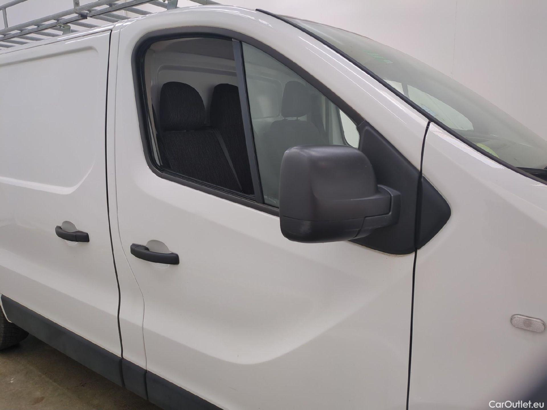  Renault  Trafic RENAULT  VU 4p Fourgon FG GCF L1H1 1000 dCi 95 E6 #67