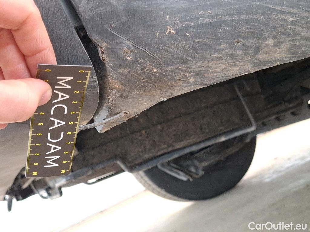  Renault  Trafic  III Fourgon L2H1 3T Confort 2.0 dCi 130CV BVM6 E6d #63