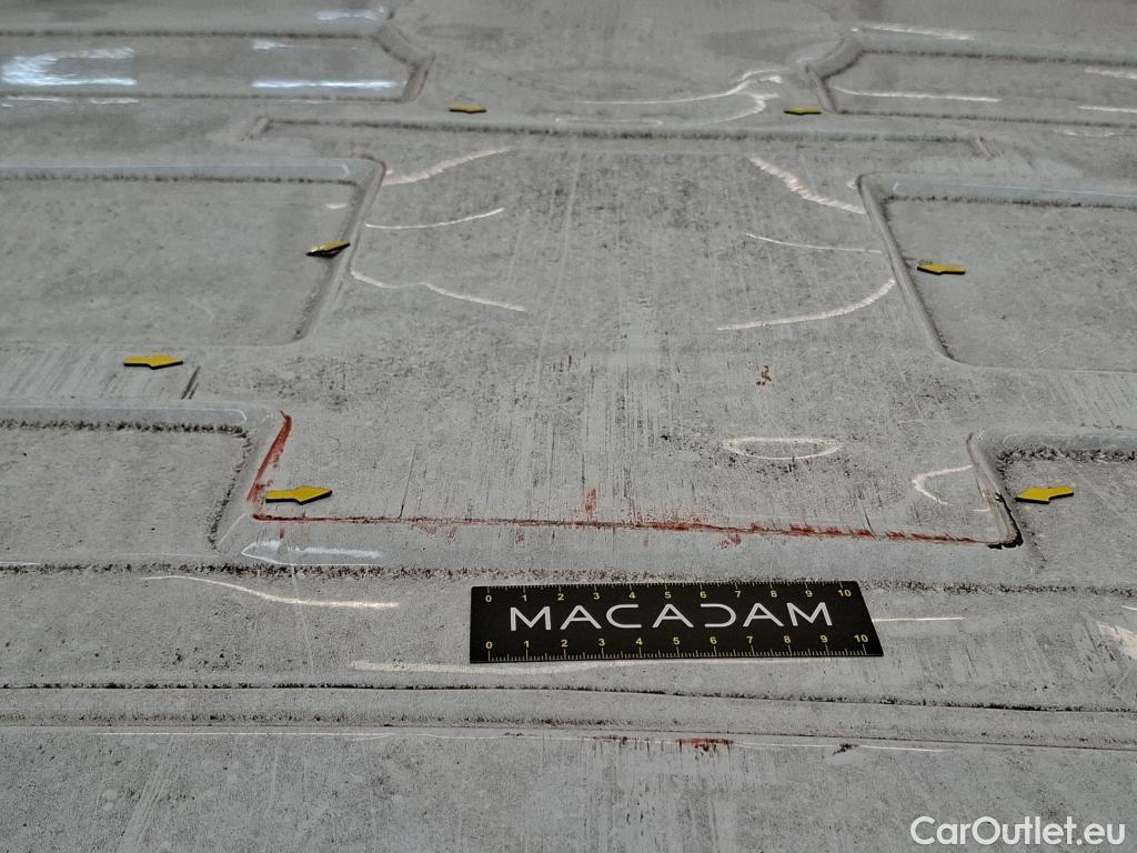  Renault  Trafic  III Fourgon L2H1 3T Confort 2.0 dCi 130CV BVM6 E6d #3