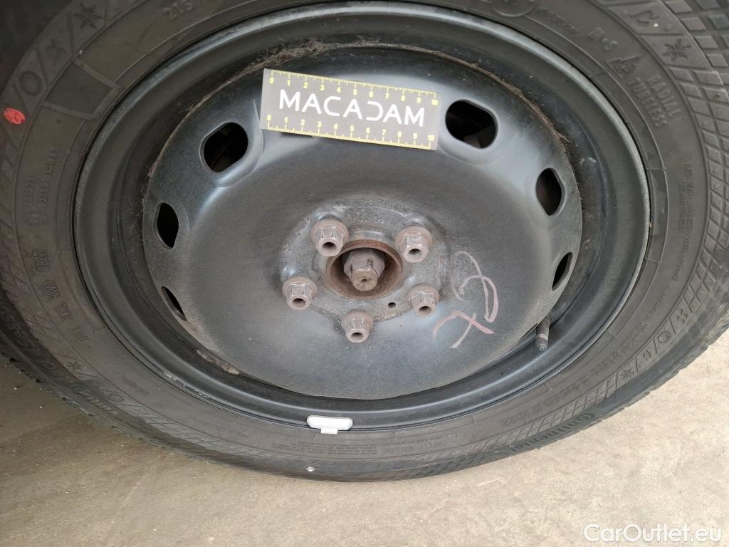  Renault  Trafic  III Fourgon L2H1 3T Confort 2.0 dCi 130CV BVM6 E6d #170