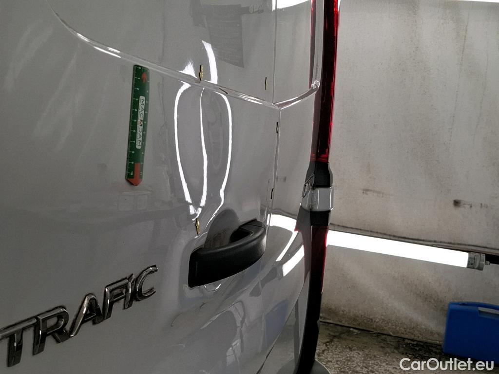  Renault  Trafic  III Fourgon L2H1 3T Grand Confort 2.0 dCi 130CV BVM6 E6d #12
