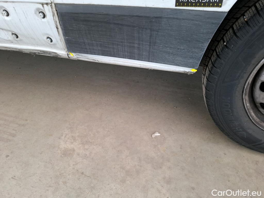  Renault  Trafic  III Fourgon L2H1 3T Confort 2.0 dCi 130CV BVM6 E6d #85