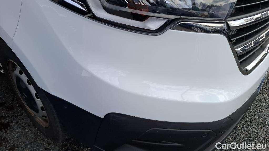  Renault  Trafic  Fourgon L2H1 3T Grand Confort 2.0 dCi 130CV BVM6 E6d #18