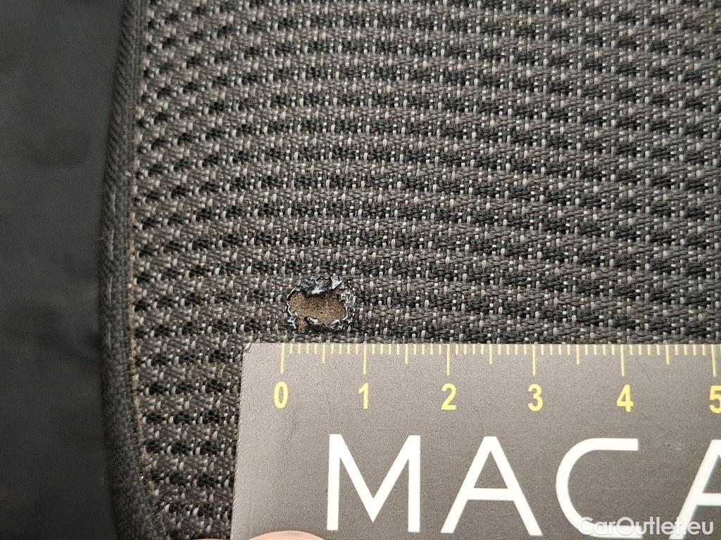  Renault  Trafic  III Fourgon L2H1 3T Confort 2.0 dCi 130CV BVM6 E6d #90