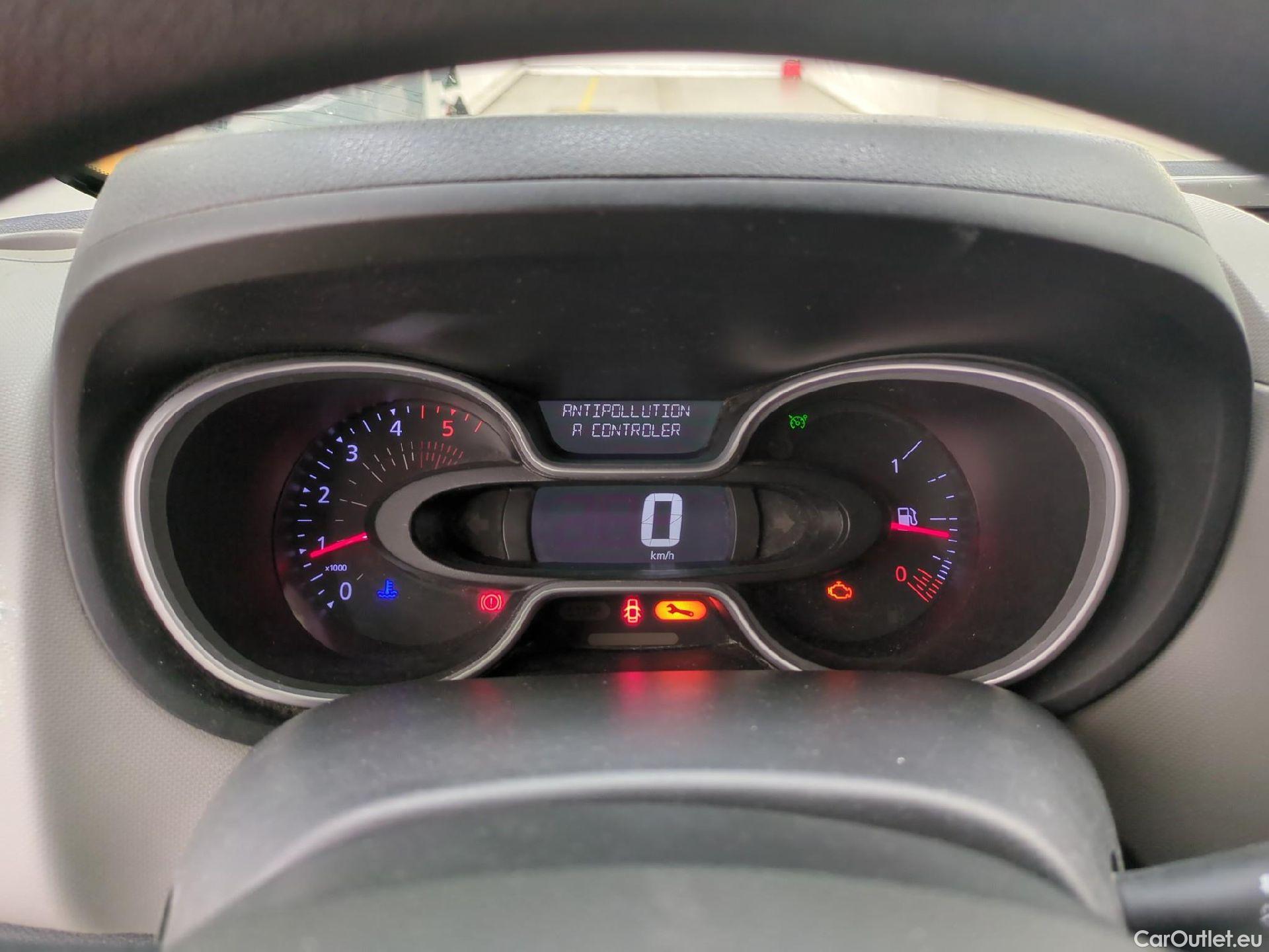  Renault  Trafic RENAULT  VU 4p Fourgon FG GCF L1H1 1000 dCi 95 E6 #69