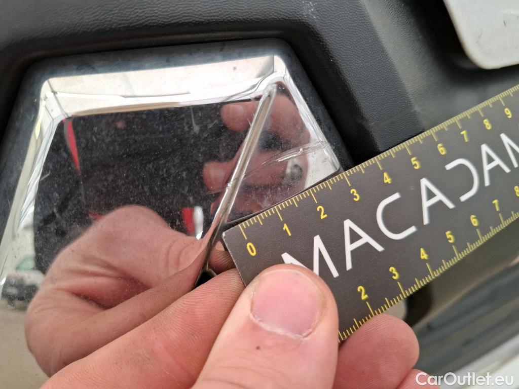  Renault  Trafic  III Fourgon L2H1 3T Confort 2.0 dCi 130CV BVM6 E6d #120