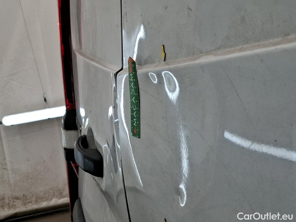  Renault  Trafic  Furgon Grand Confort L1H1 1000 1.6 dCi 120CV BVM6 E6 #43