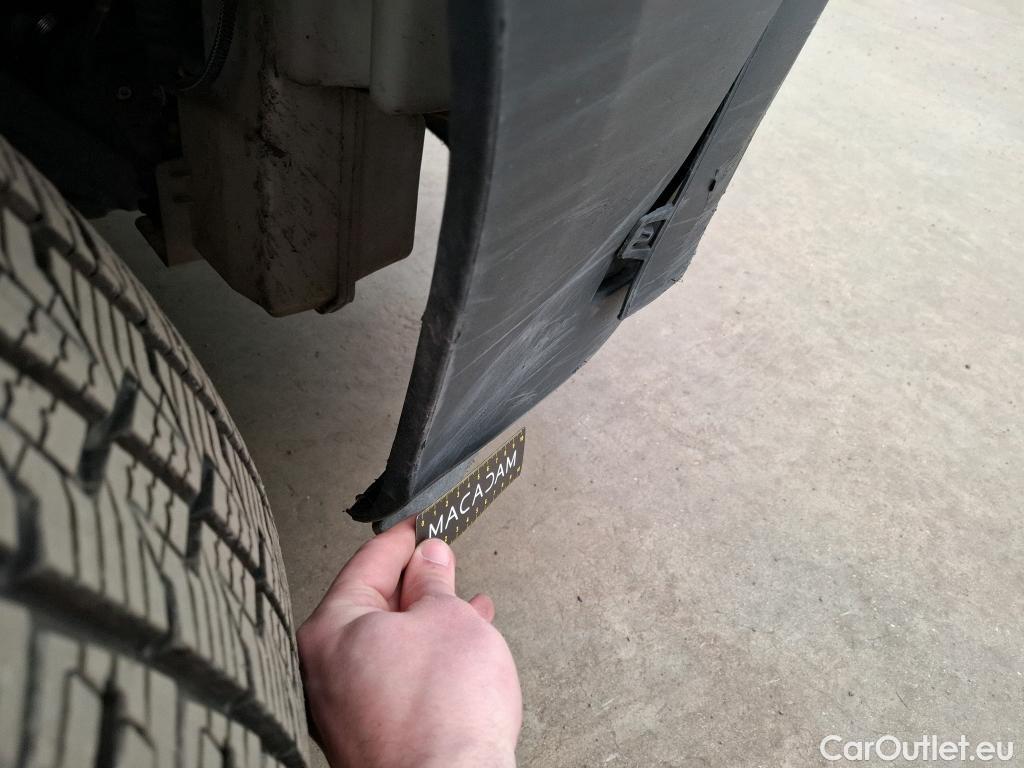  Renault  Trafic  III Fourgon L2H1 3T Confort 2.0 dCi 130CV BVM6 E6d #144