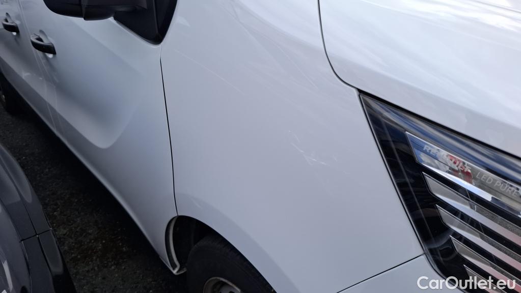  Renault  Trafic  Fourgon L2H1 3T Grand Confort 2.0 dCi 130CV BVM6 E6d #22