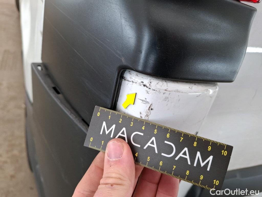  Renault  Trafic  III Fourgon L2H1 3T Confort 2.0 dCi 130CV BVM6 E6d #182