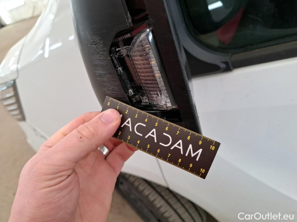  Renault  Trafic  III Fourgon L2H1 3T Confort 2.0 dCi 130CV BVM6 E6d #192