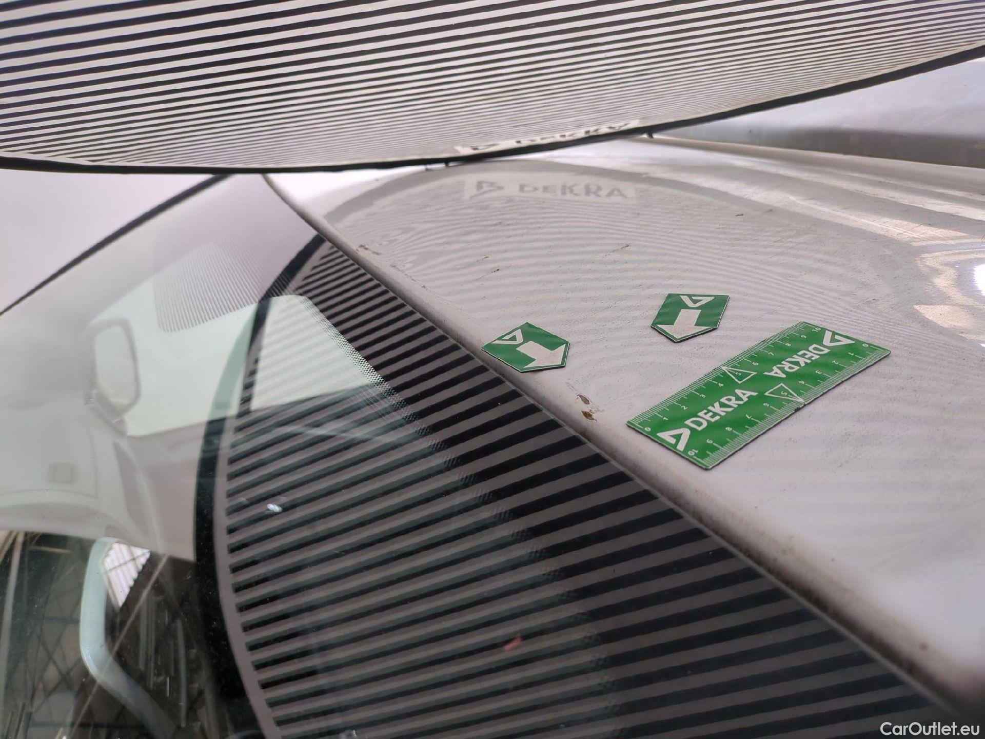  Renault  Trafic RENAULT  VU 4p Fourgon FG GCF L1H1 1000 dCi 95 E6 #22