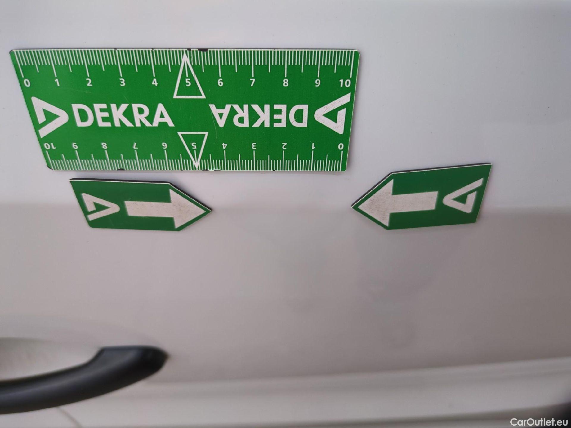  Renault  Trafic RENAULT  VU 4p Fourgon FG GCF L1H1 1000 dCi 95 E6 #70