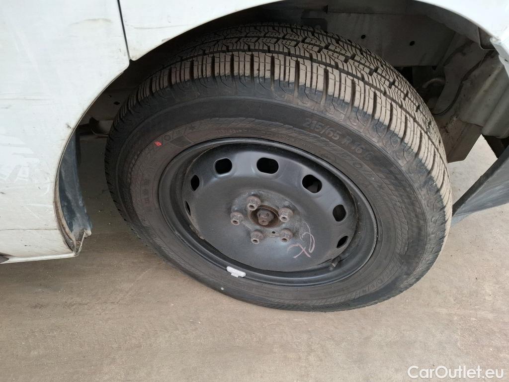  Renault  Trafic  III Fourgon L2H1 3T Confort 2.0 dCi 130CV BVM6 E6d #113