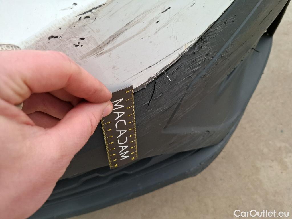  Renault  Trafic  III Fourgon L2H1 3T Confort 2.0 dCi 130CV BVM6 E6d #150