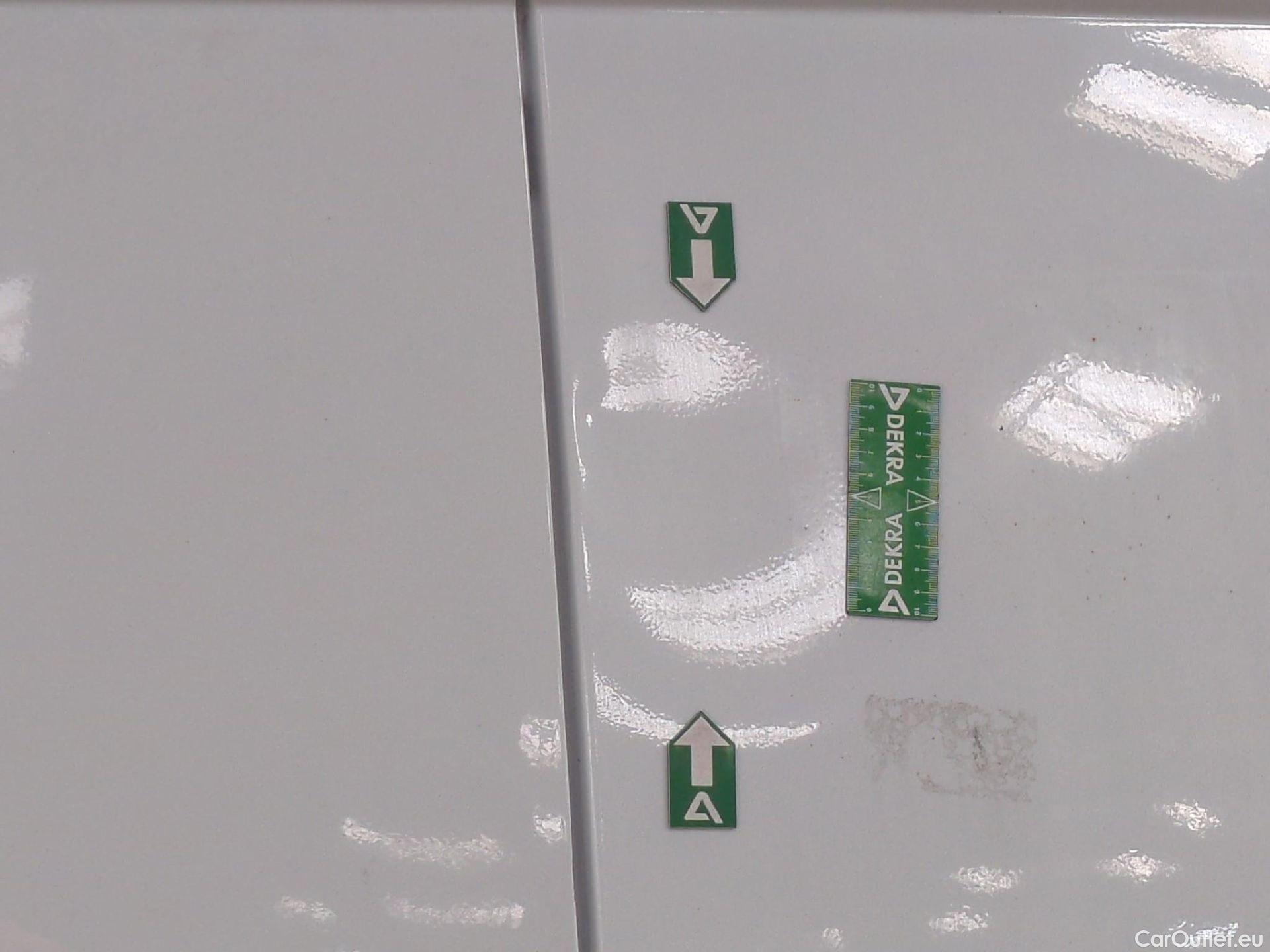  Renault  Trafic RENAULT  VU 4p Fourgon FG GCF L1H1 1000 dCi 95 E6 #77