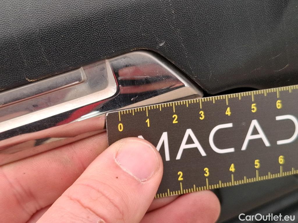  Renault  Trafic  III Fourgon L2H1 3T Confort 2.0 dCi 130CV BVM6 E6d #160