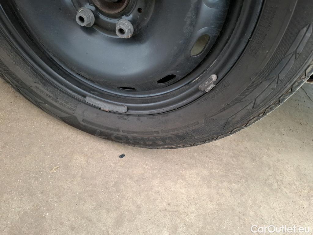  Renault  Trafic  III Fourgon L2H1 3T Confort 2.0 dCi 130CV BVM6 E6d #112