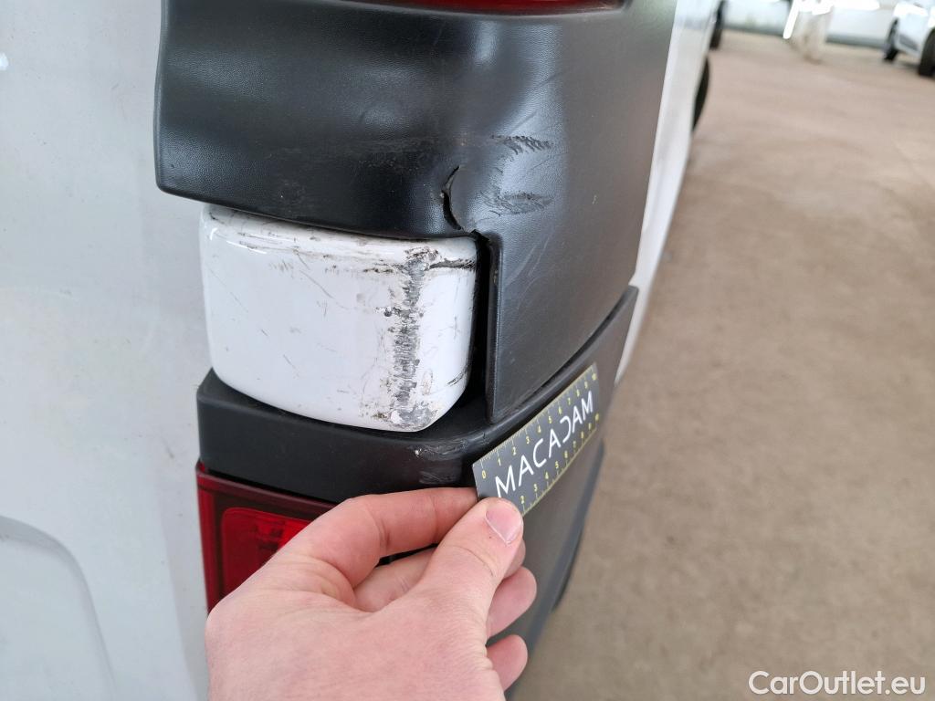  Renault  Trafic  III Fourgon L2H1 3T Confort 2.0 dCi 130CV BVM6 E6d #97